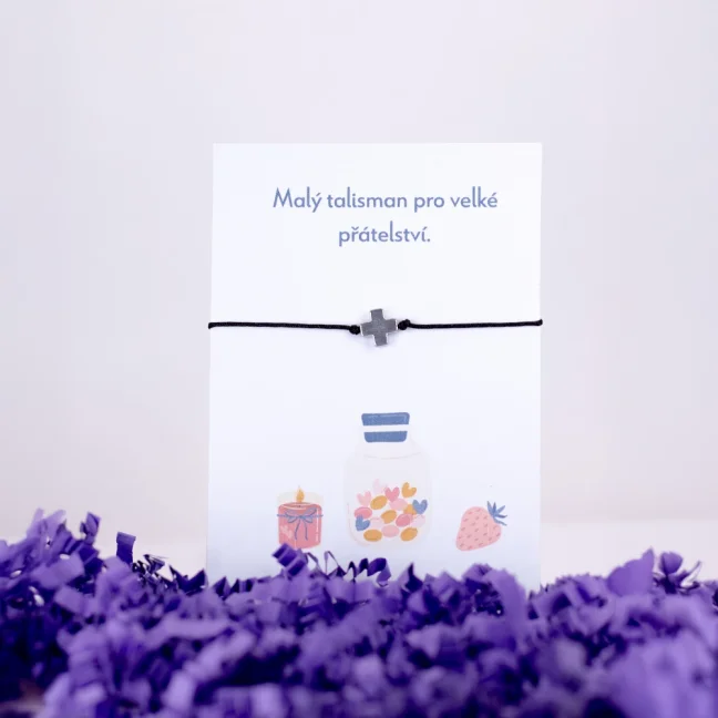 Provázkový náramek - KŘÍŽEK