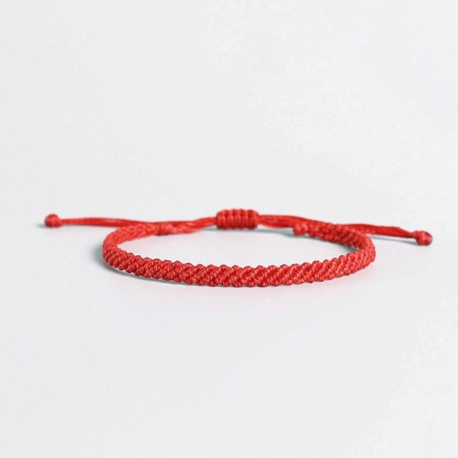 Pletený macrame náramek - ČERVENÝ