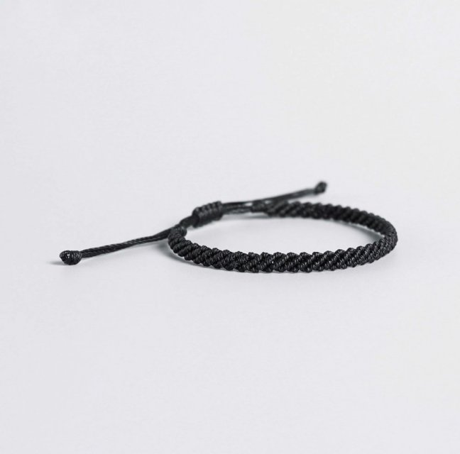 Pletený macrame náramek - ČERNÝ