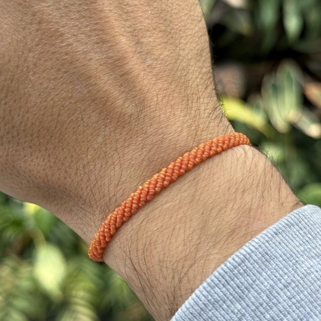 Pletený macrame náramok - ORANGE