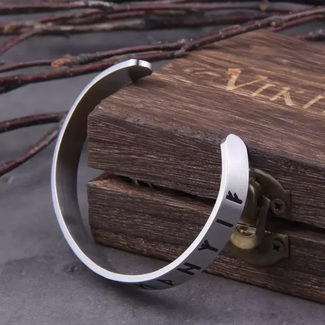 Vikingský náramek z chirurgické oceli - Runic Legacy