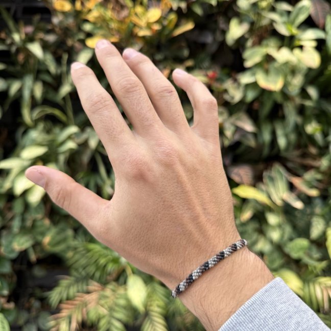 Pletený macrame náramek - CHILL