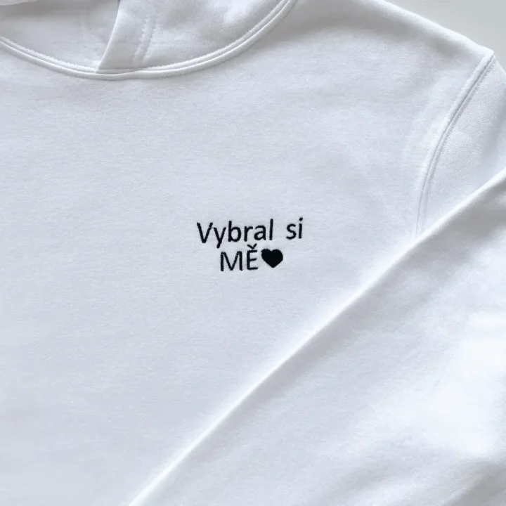 Výšivka na míru