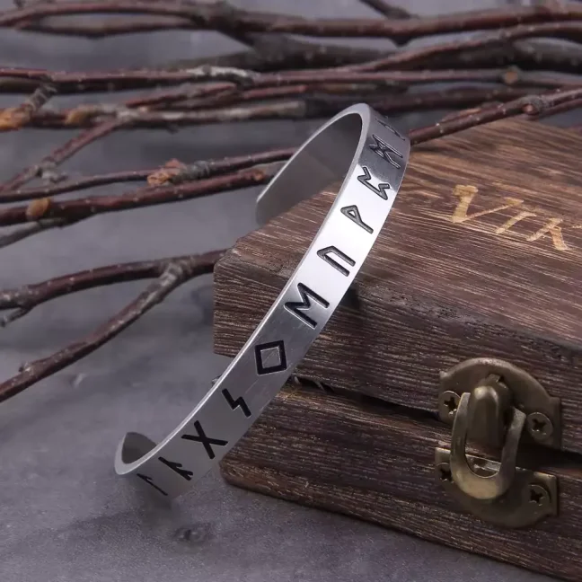 Vikingský náramek z chirurgické oceli - Runic Legacy