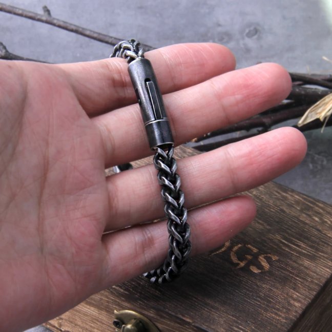 Vikingský náramek z chirurgické oceli - Punk