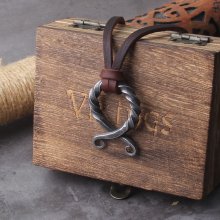 Vikingský náhrdelník z chirurgické oceli - Troll Cross