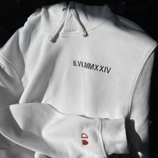 Mikiny pre páry s vlastnou výšivkou