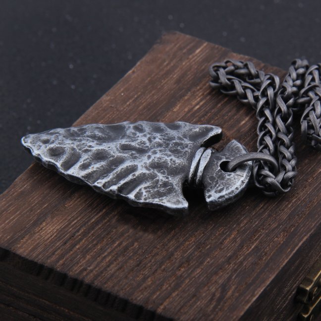 Vikingský náhrdelník z chirurgické oceli - Vegvisir