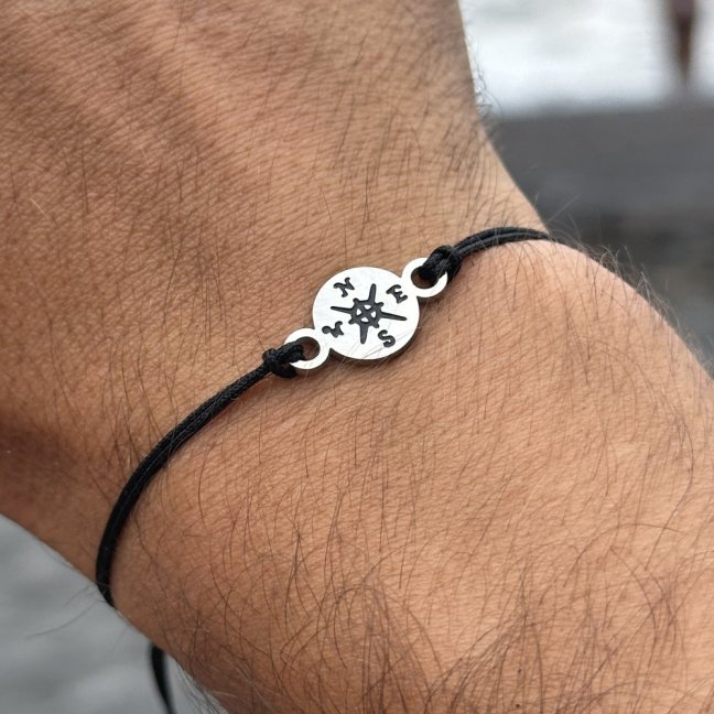Provázkový náramok z ocele - KOMPAS